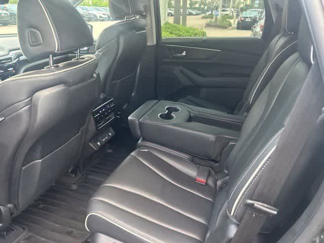 Used 2022 Acura MDX w/ Advance Package AWD/4WD image 15