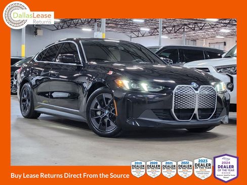 Used 2025 BMW i4 eDrive40 w/ Premium Package RWD image 1