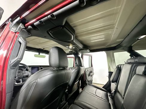 Used 2021 Jeep Wrangler Unlimited Sahara w/ Cold Weather Group AWD/4WD image 13