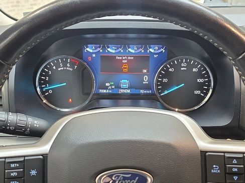 Used 2024 Ford Expedition XLT image 23