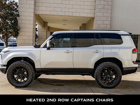 Used 2024 Lexus GX 550 image 6