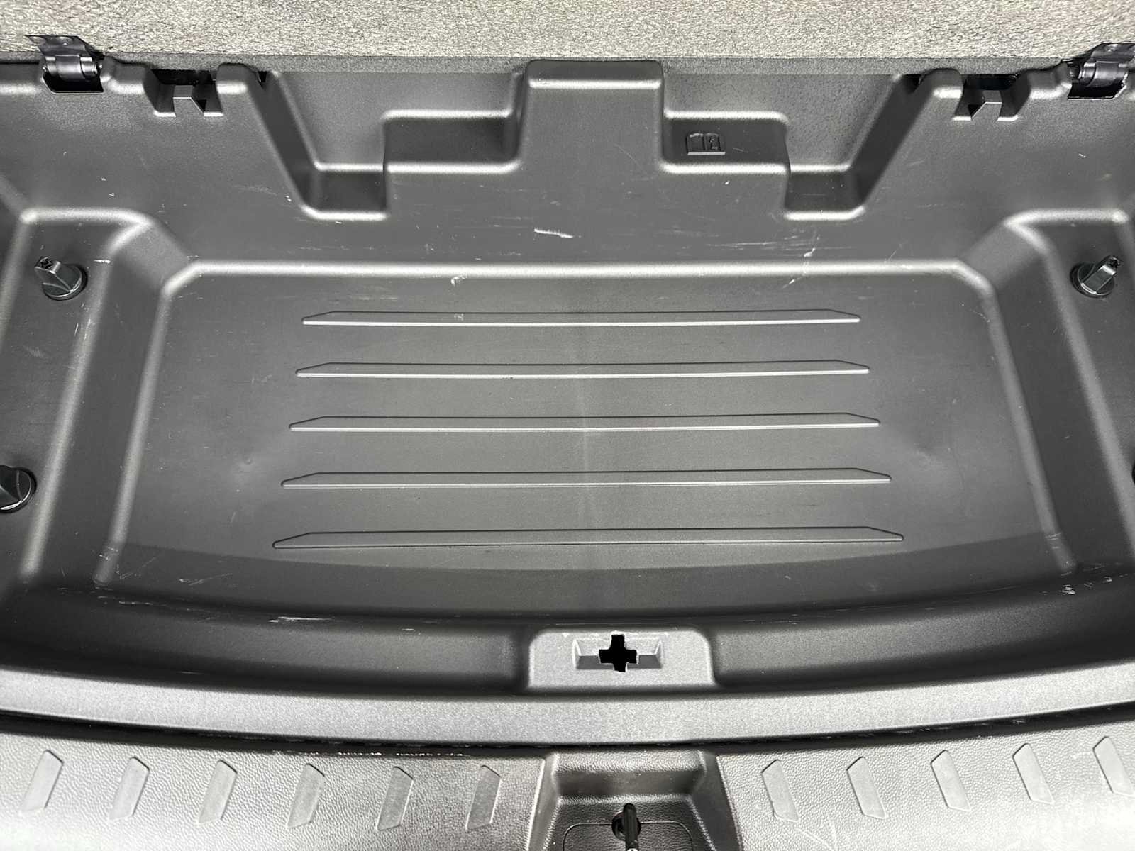 Certified 2023 Chevrolet Traverse LT w/ Rear Camera Mirror Package AWD/4WD image 26