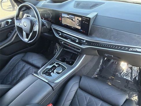 Used 2024 BMW X5 xDrive40i w/ Premium Package image 13