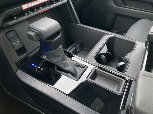 New 2026 Toyota Tundra SR image 24