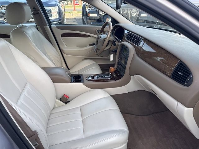 Used 2003 Jaguar S-TYPE 4.2 RWD image 20
