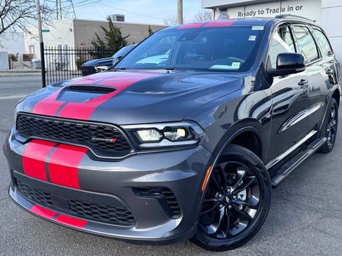 Certified 2025 Dodge Durango GT image 3