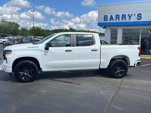 Used 2024 Chevrolet Silverado 1500 Custom w/ LPO, Dark Essentials Package AWD/4WD image 2