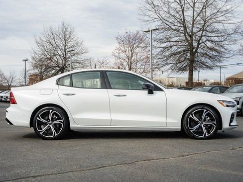 Used 2025 Volvo S60 B5 Plus AWD/4WD image 4