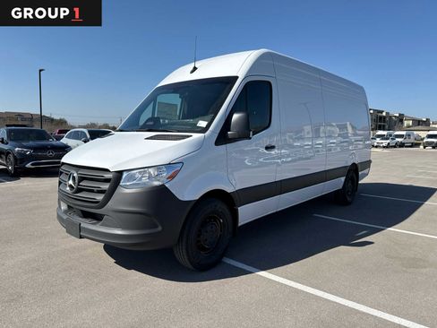 New 2026 Mercedes-Benz Sprinter 2500 image 1