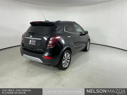 Used 2019 Buick Encore Sport Touring FWD image 3