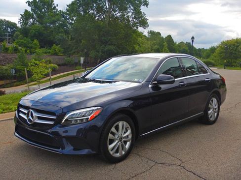 Used 2019 Mercedes-Benz C 300 4MATIC Sedan image 1