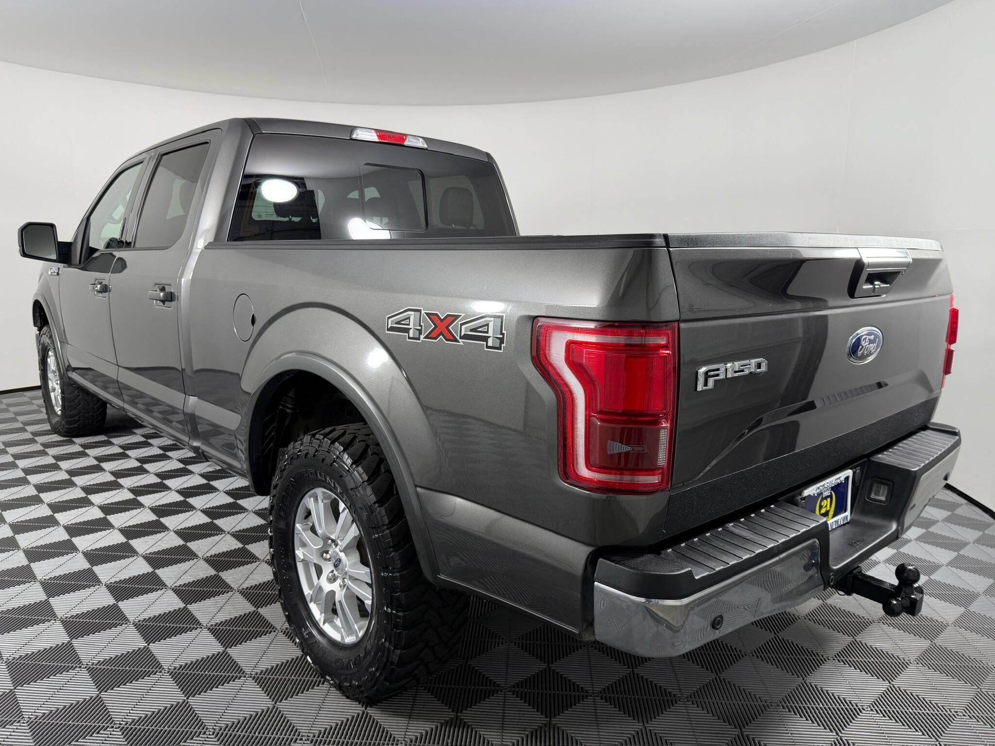 Used 2017 Ford F150 Lariat w/ Equipment Group 501A Mid AWD/4WD image 7