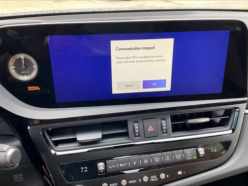 New 2025 Lexus ES 350 image 12