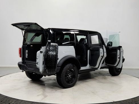 New 2026 Ford Bronco Big Bend w/ Black Diamond Package AWD/4WD image 15