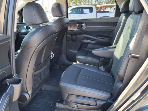 Used 2023 Kia Sorento SX image 6