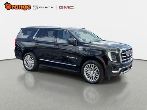 Used 2025 GMC Yukon Elevation image 1