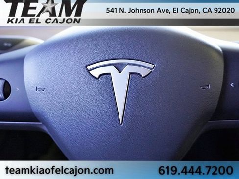 Used 2022 Tesla Model 3 Long Range image 38