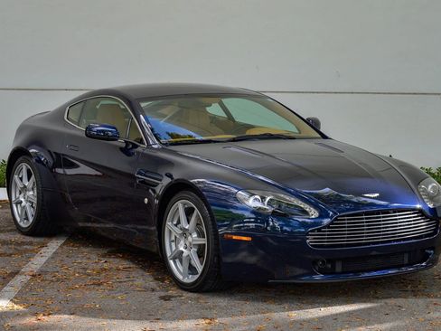 Used 2008 Aston Martin V8 Vantage Coupe image 22