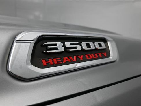 Used 2024 RAM 3500 Tradesman w/ Chrome Appearance Group AWD/4WD image 5