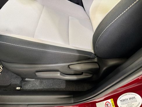 Used 2018 Toyota RAV4 XLE w/ Plus Extra Value Package image 11