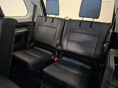 Used 2019 Toyota 4Runner SR5 Premium AWD/4WD image 25