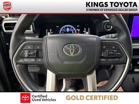 Certified 2025 Toyota 4Runner SR5 AWD/4WD image 22