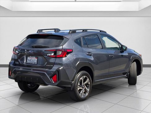 Used 2024 Subaru Crosstrek 2.0i Premium AWD/4WD image 5