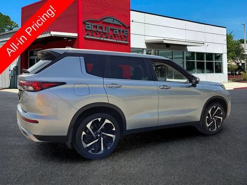Used 2023 Mitsubishi Outlander SE FWD image 5