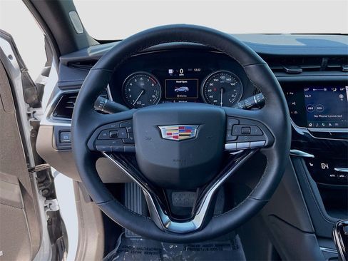 New 2025 Cadillac XT6 Premium Luxury w/ Technology Package image 11