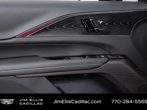 New 2026 Cadillac Lyriq Luxury RWD image 6