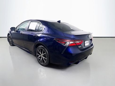 Certified 2022 Toyota Camry SE w/ Convenience Package FWD image 5