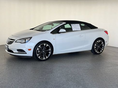Used 2019 Buick Cascada Premium FWD image 9