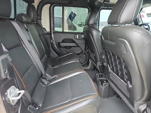 Used 2022 Jeep Gladiator Mojave w/ Trailer Tow Package image 11