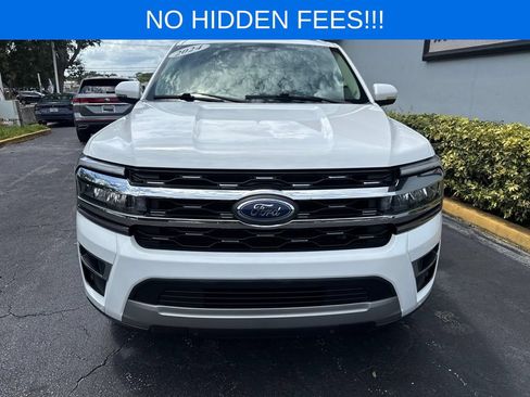 Used 2024 Ford Expedition Limited RWD image 2