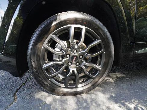 Used 2024 GMC Terrain Denali w/ Black Diamond Edition image 38