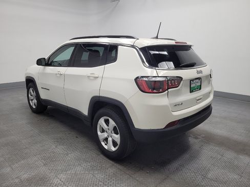 Used 2020 Jeep Compass Latitude AWD/4WD image 3