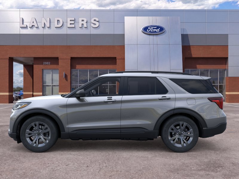 New 2026 Ford Explorer Active AWD/4WD image 3
