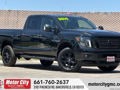 Used 2019 Nissan Titan SL w/ Midnight Edition