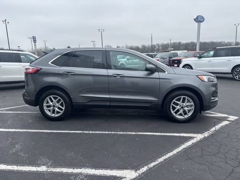 Used 2024 Ford Edge SEL AWD/4WD image 4