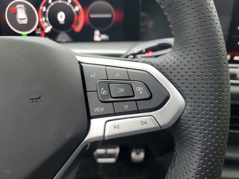 New 2026 Volkswagen Tiguan SE R-Line image 27