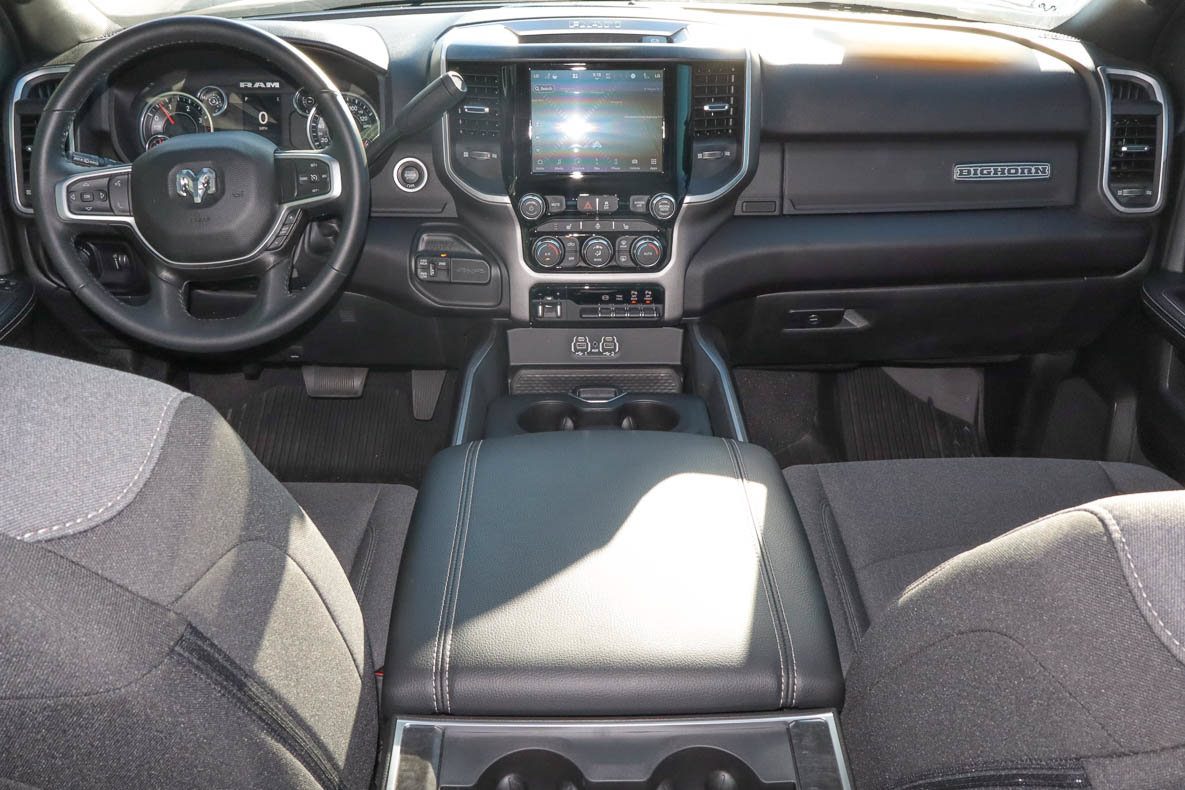 Used 2024 RAM 2500 Big Horn w/ Night Edition AWD/4WD image 10