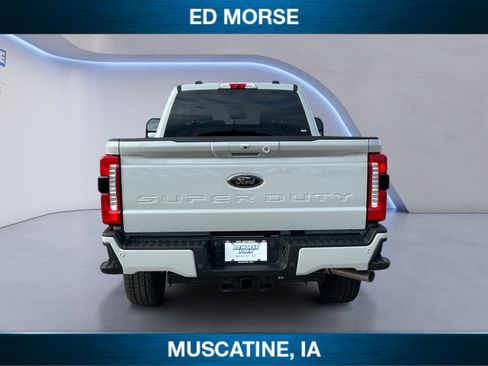 New 2026 Ford F250 Lariat w/ Black Appearance Package image 4
