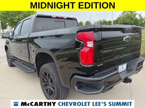Used 2026 Chevrolet Silverado 1500 LT Trail Boss w/ LT Trail Boss Premium Package AWD/4WD image 14