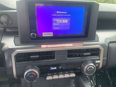 Used 2026 Toyota Tacoma SR5 AWD/4WD image 17
