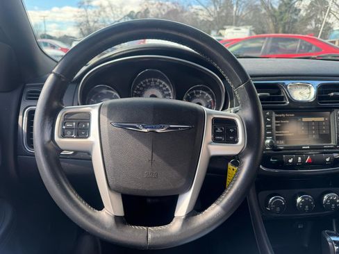 Used 2013 Chrysler 200 Touring w/ Cold Weather Group FWD image 15