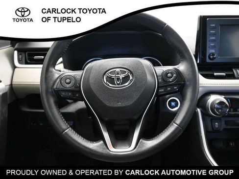 Used 2019 Toyota RAV4 XLE Premium image 26