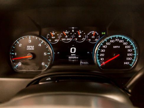 Used 2018 GMC Yukon Denali w/ Open Road Package AWD/4WD image 18