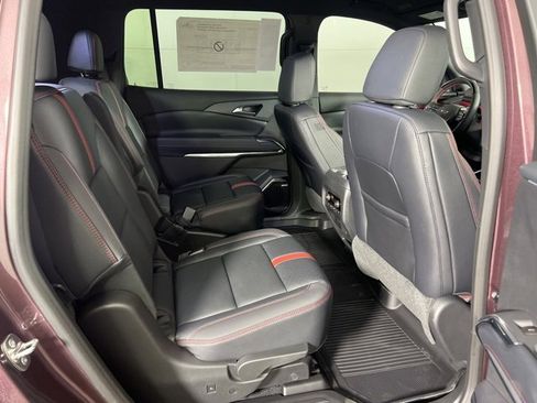 New 2026 Chevrolet Traverse RS w/ LPO, Floor Liner Package image 13