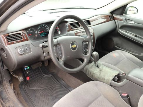 Used 2016 Chevrolet Impala LT FWD image 10