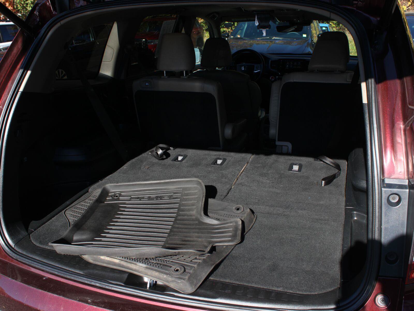 Used 2021 Honda Pilot Touring image 8